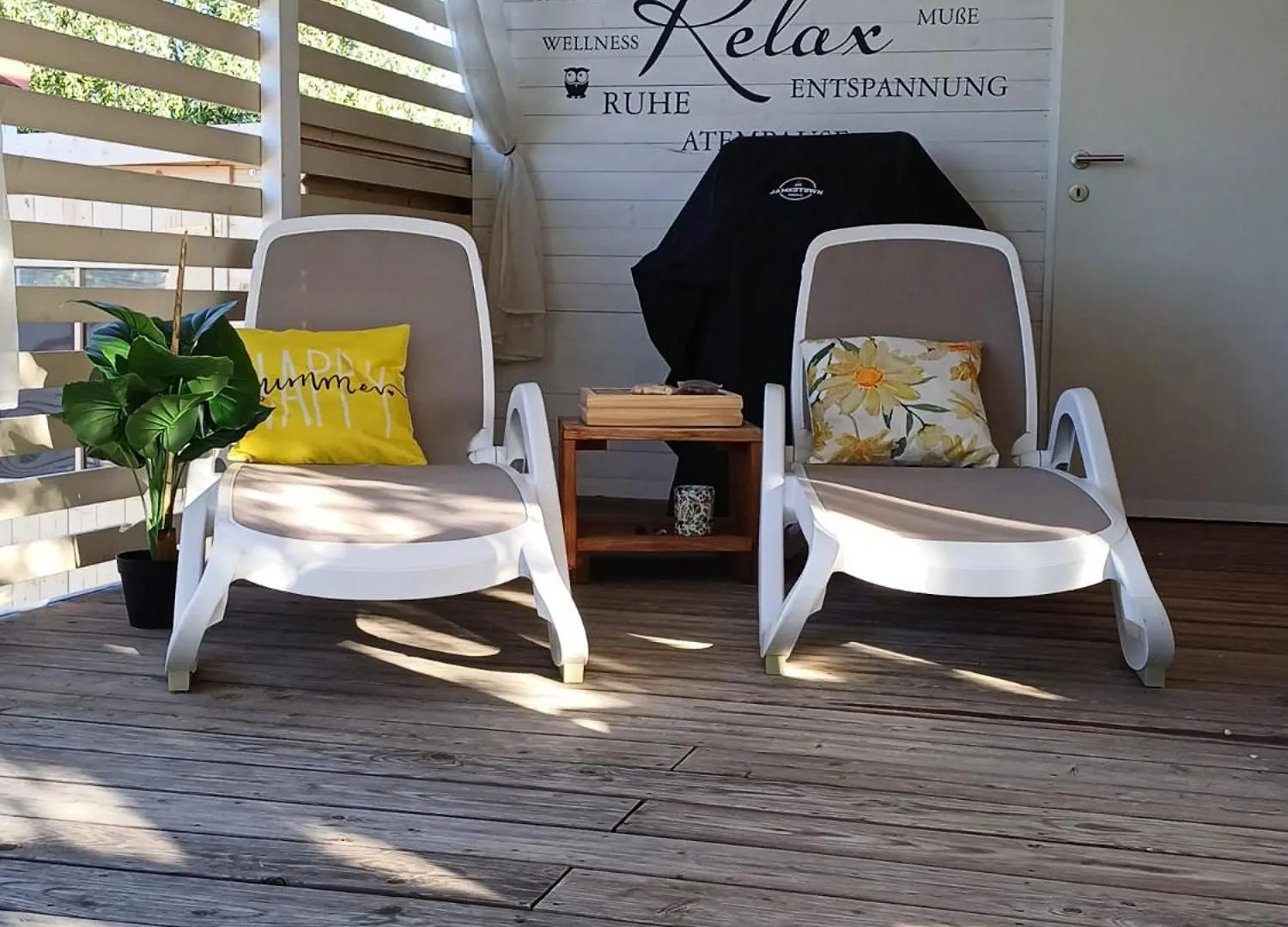 Gutti'S Mobilehome Biograd Na Moru 0*,